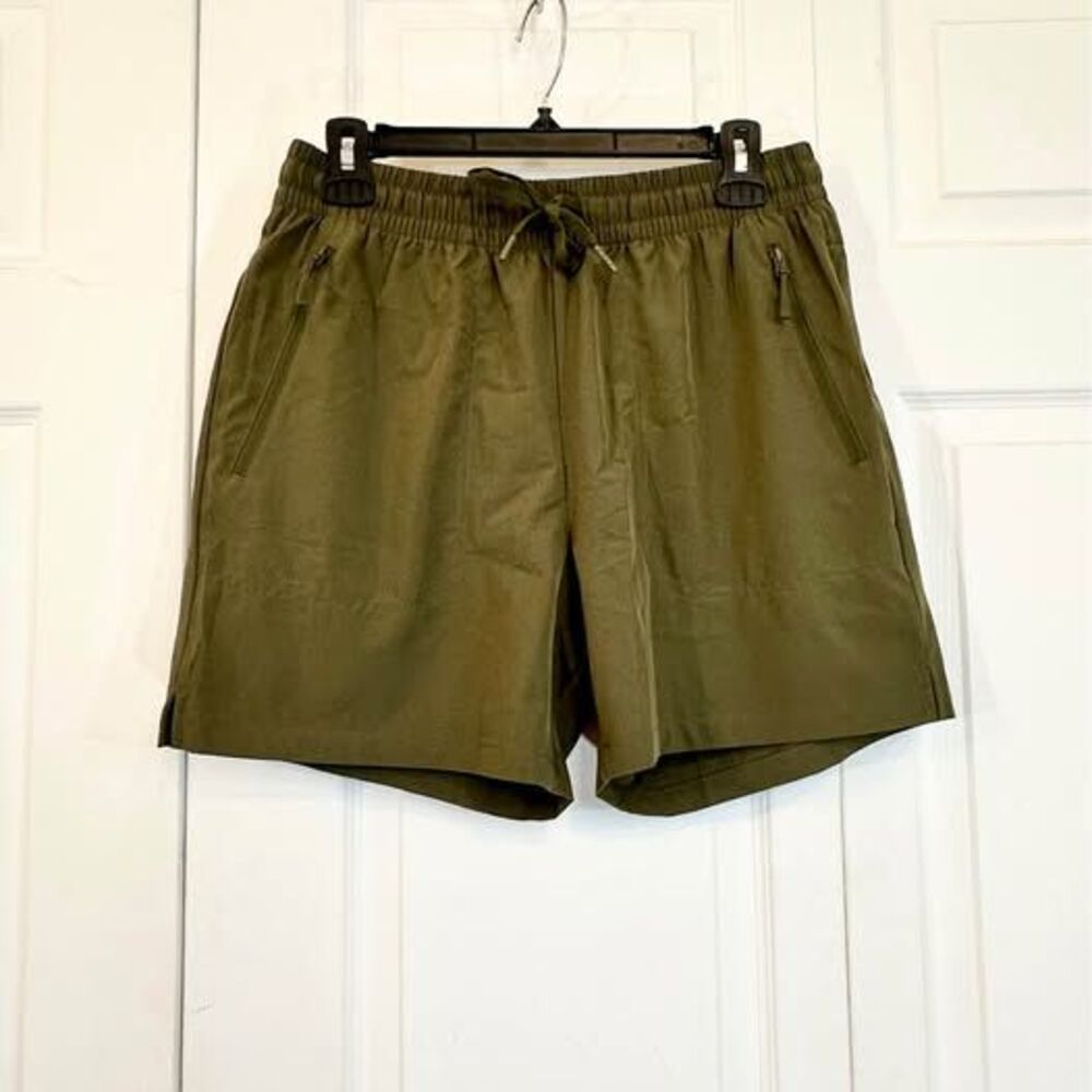 MAGCOMSEN UPF 50+ UV Shorts Size M Olive Green